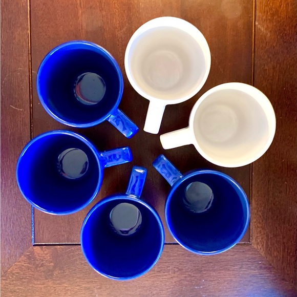 IKEA Färgrik Stacking Coffee Cup/Mug Set; 4 Cobalt Blue and 2 White. - Picture 16 of 16